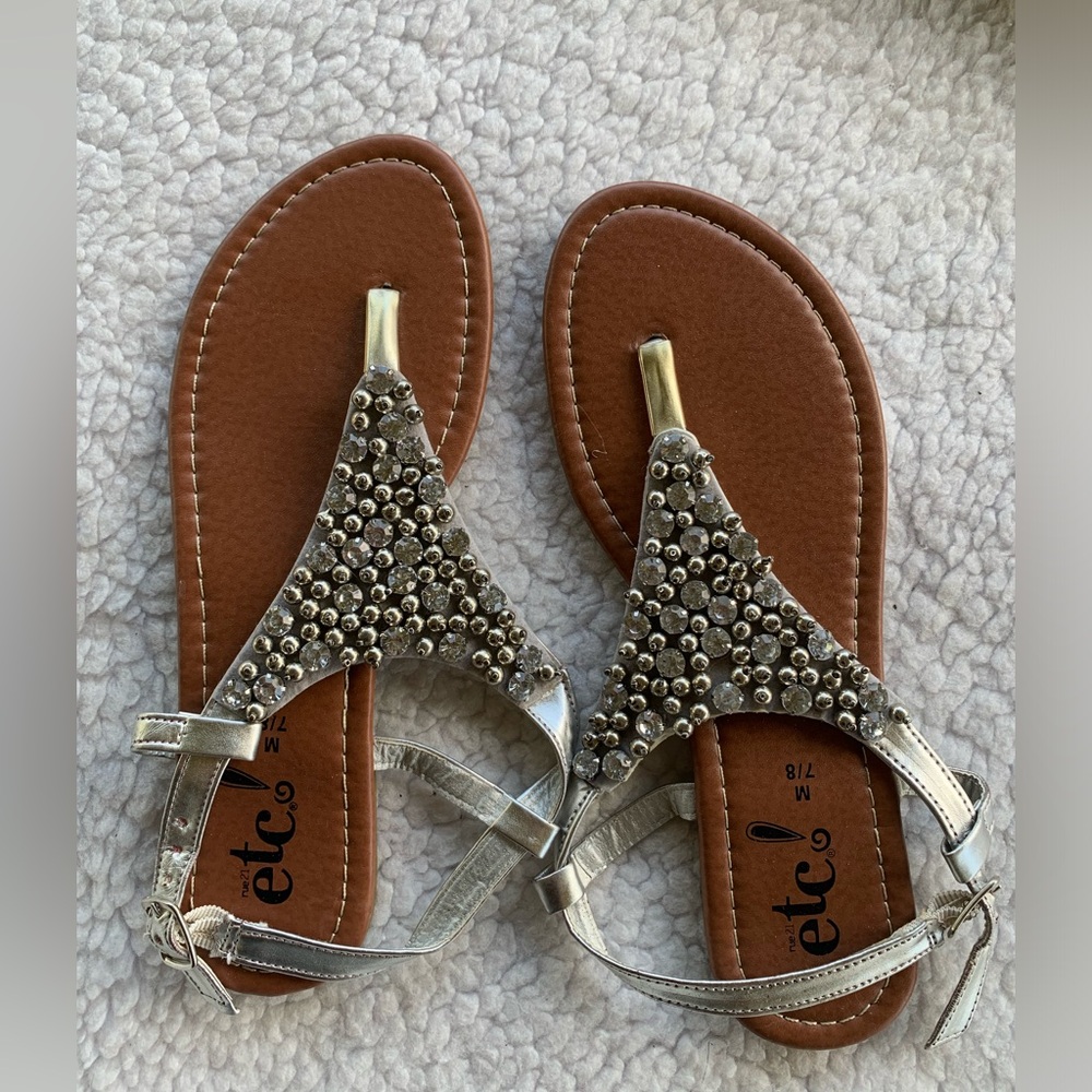 Rue 21 Women’s Rhinestone Sandals size 7/8